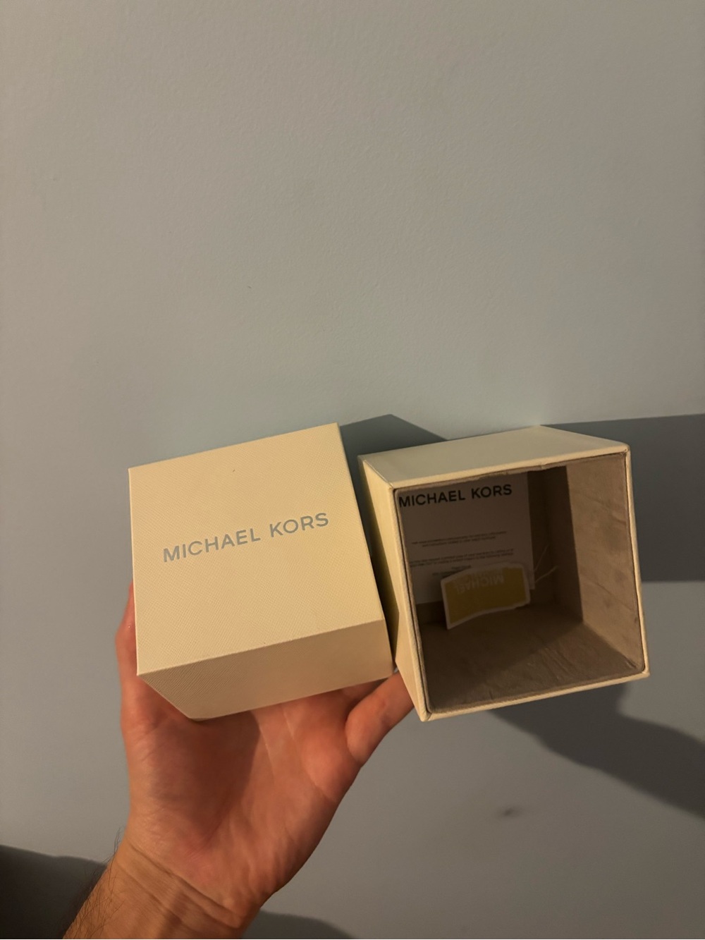 Michael Kors Gray/blue Men's Sport  Watch - does need battery - Picture 8 of 8